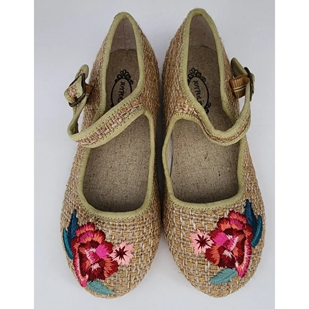 Joyfolie Brielle Mary Jane Kids Size Y1 Tan Floral Embroidered Woven Shoes NEW